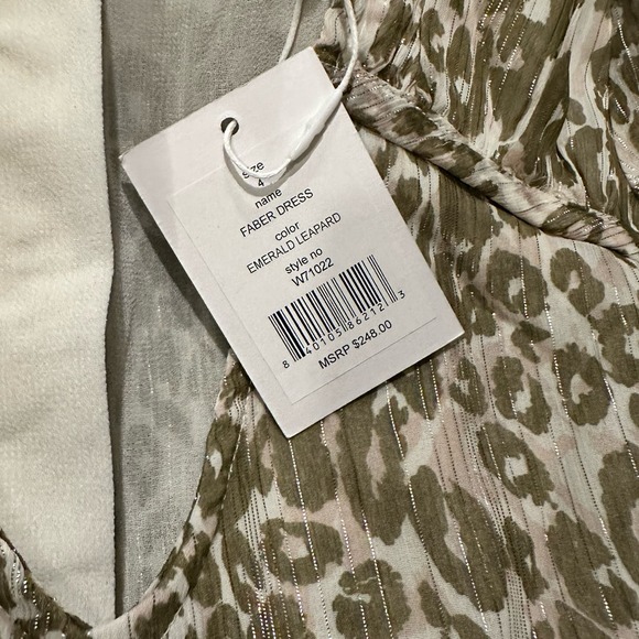 NEW! WALTER BAKER Faber Dress - size 4 - Picture 2 of 4